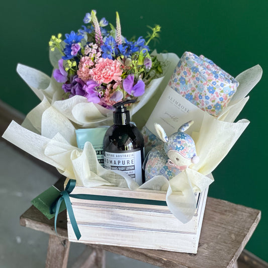 Farm Grown Posy, Lullaby Bloom Box Large