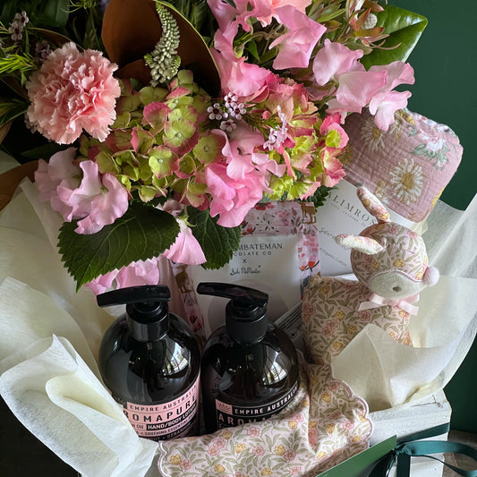 Farm Grown Posy, Lullaby Bloom Box Luxe